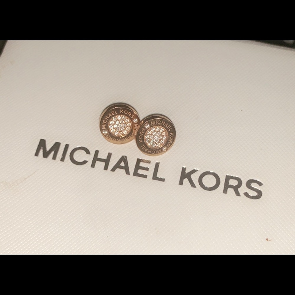 Michael Kors Rose Gold earring and heart  necklace